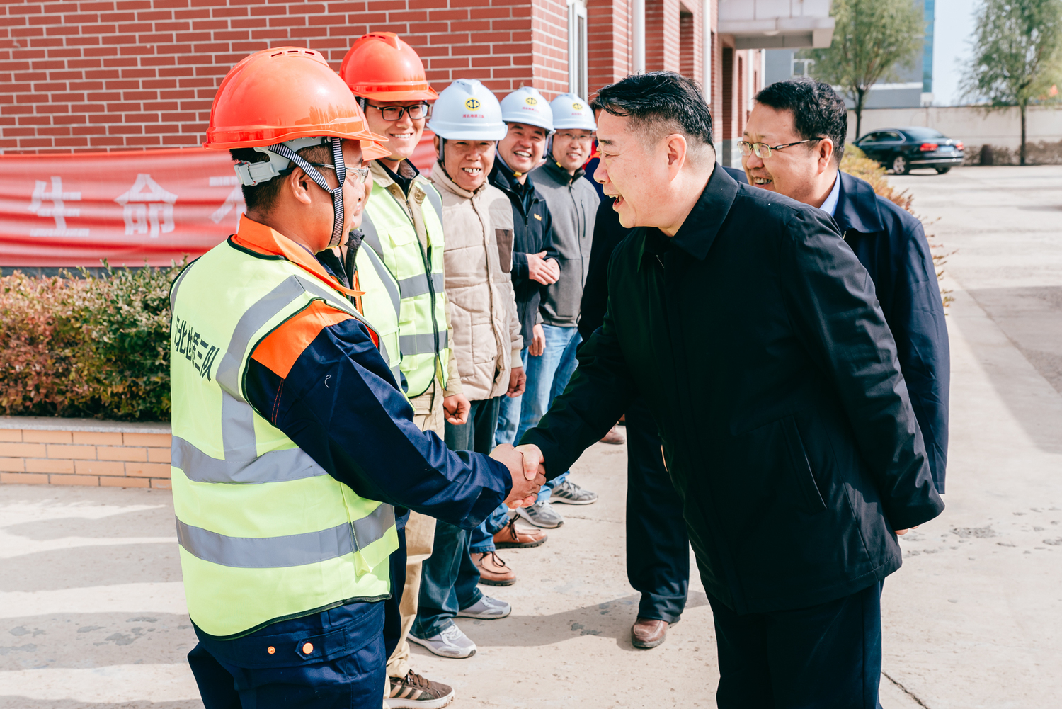 河北省地矿局局长卢瑞卿一行赴三队为参加全国地勘行业职业技能钻探